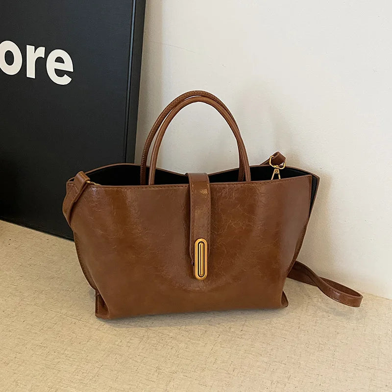 Large Capacity Shoulder Bag for Women New Women's High Quality Texture Handheld Big Girl Bag New Versatile Commuter Letter Bag Fashion Single Shoulder Crossbody Bag Handbag
